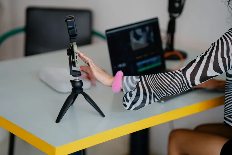 The Invisible Hours: What Actually Makes Emma Ollie's Content Look So Easy
